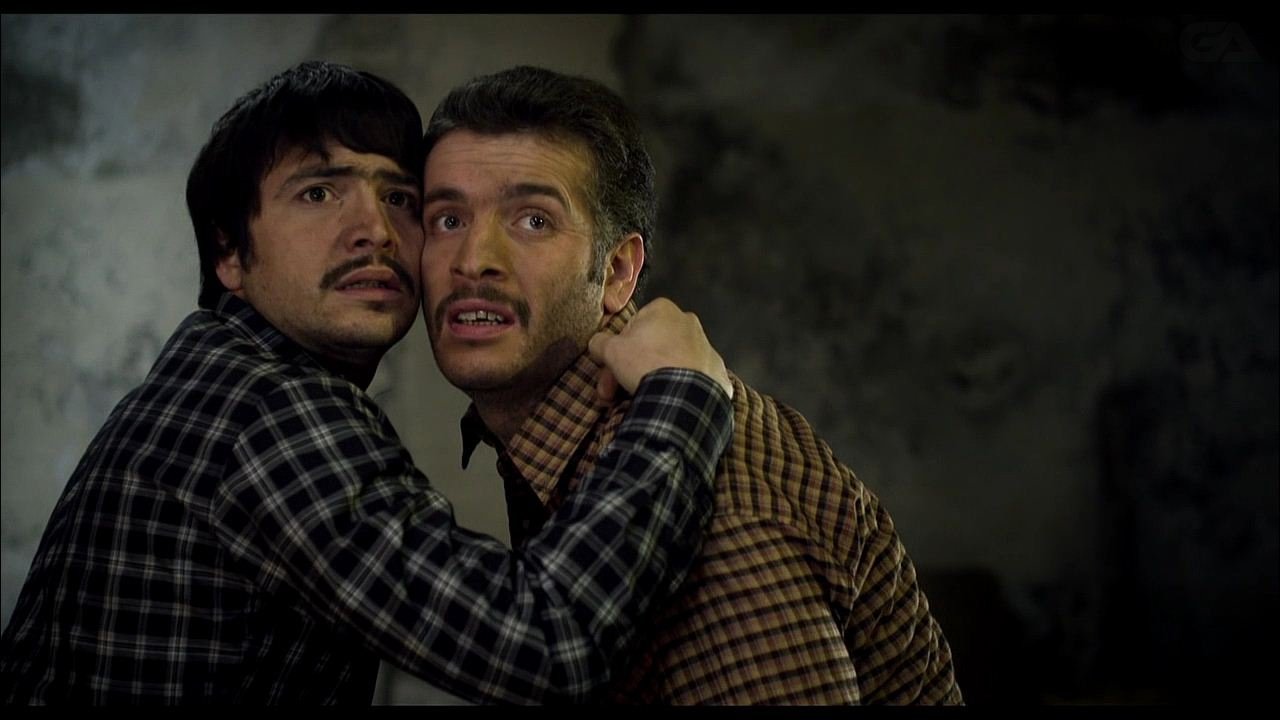 Çalgı Çengi Background