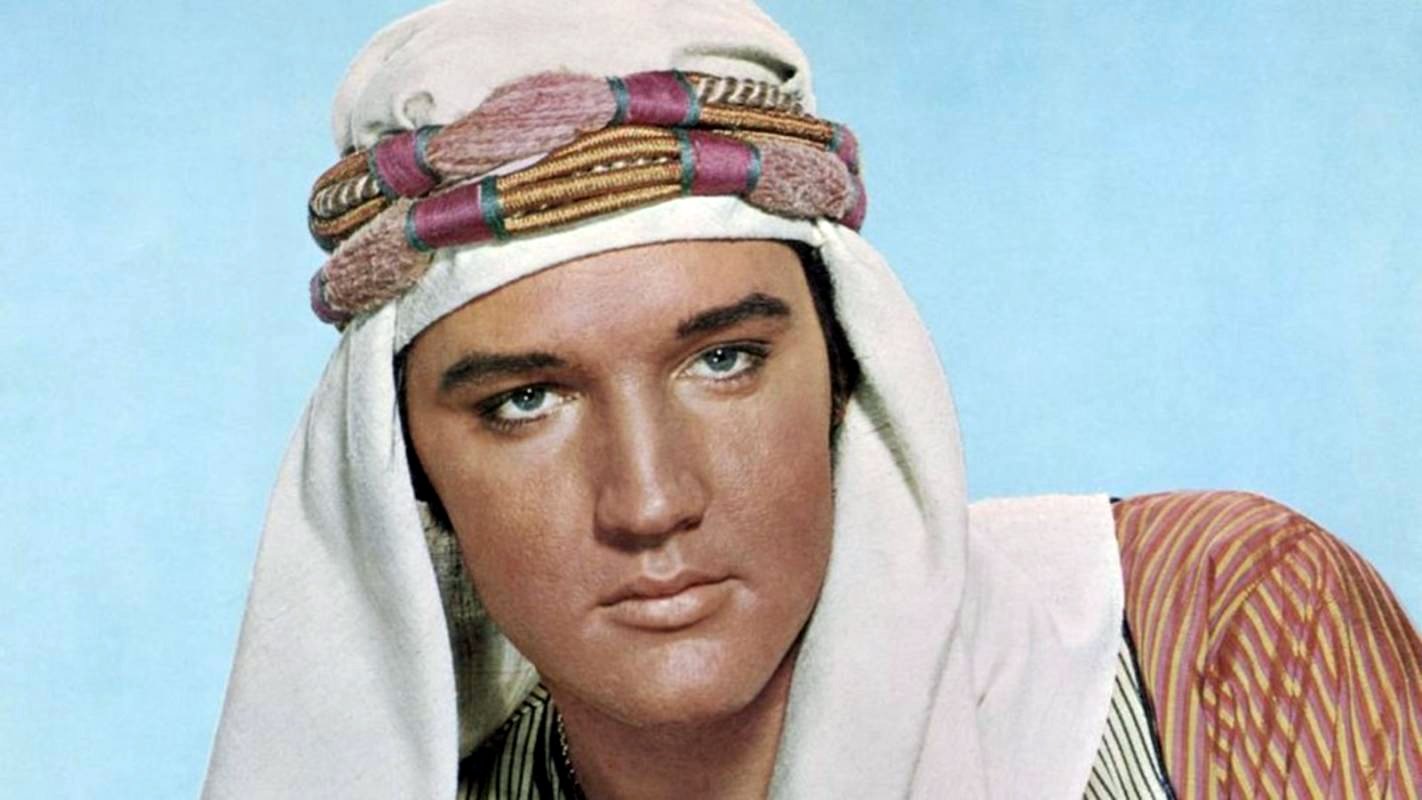 Harum Scarum Background