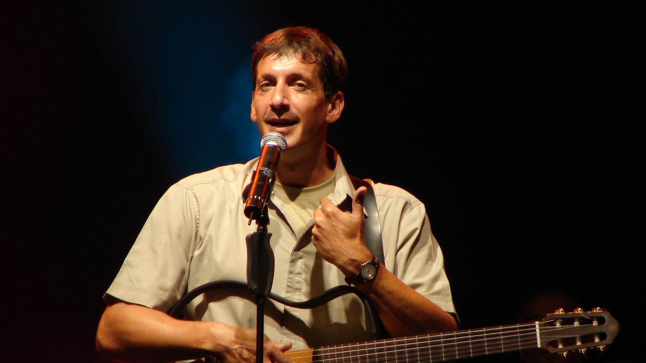 Viktor Gernot: Grätznfest Background