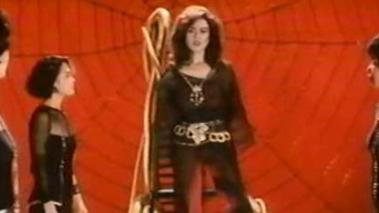 Beauty Evil Rose Background