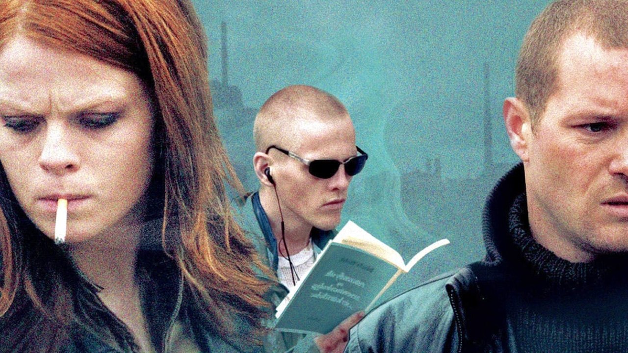 Angels in Fast Motion Background