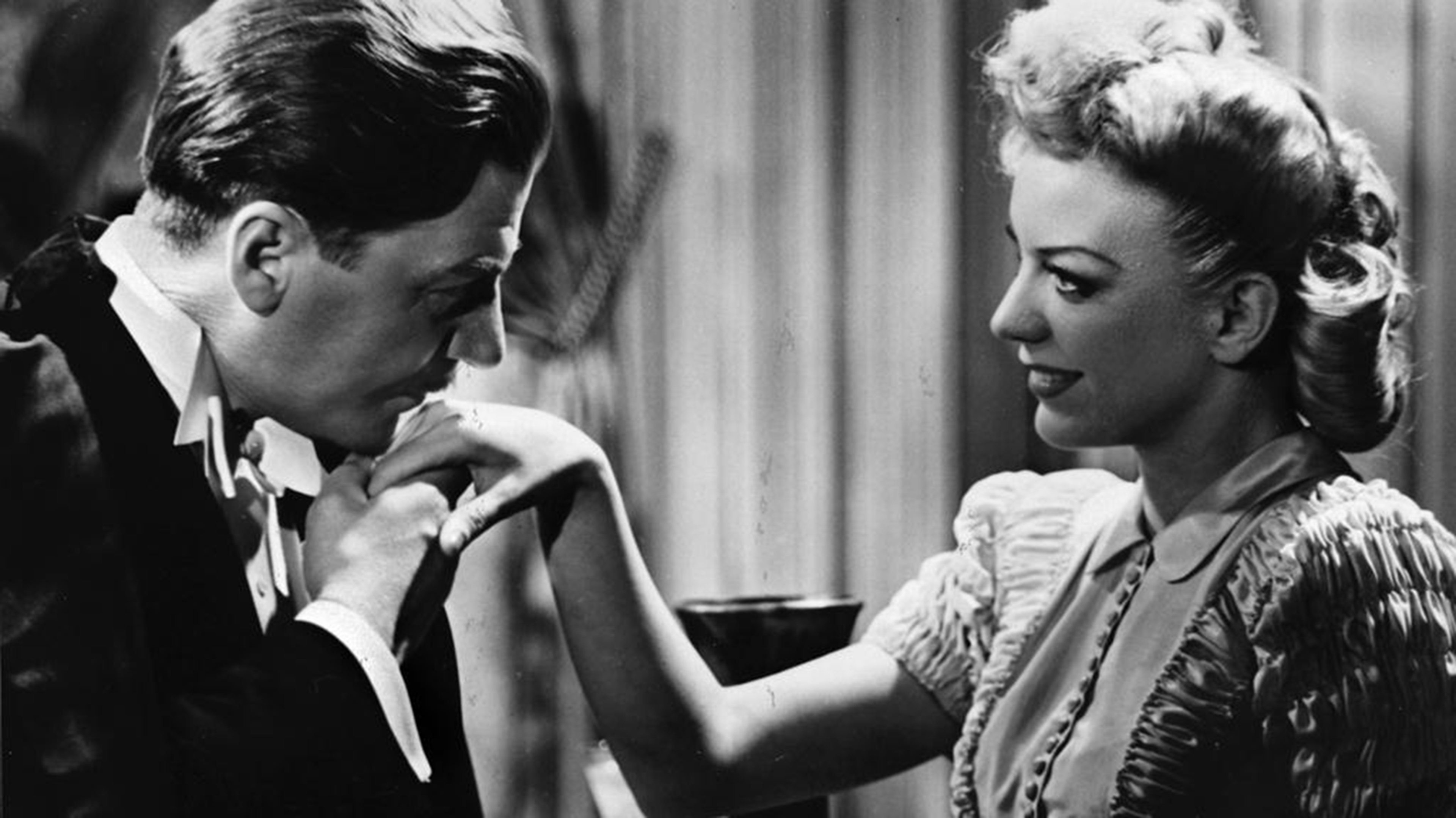 Valkoisen neilikan velho Background