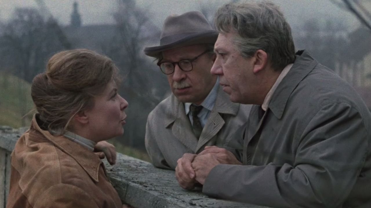 Old Men: Robbers Background