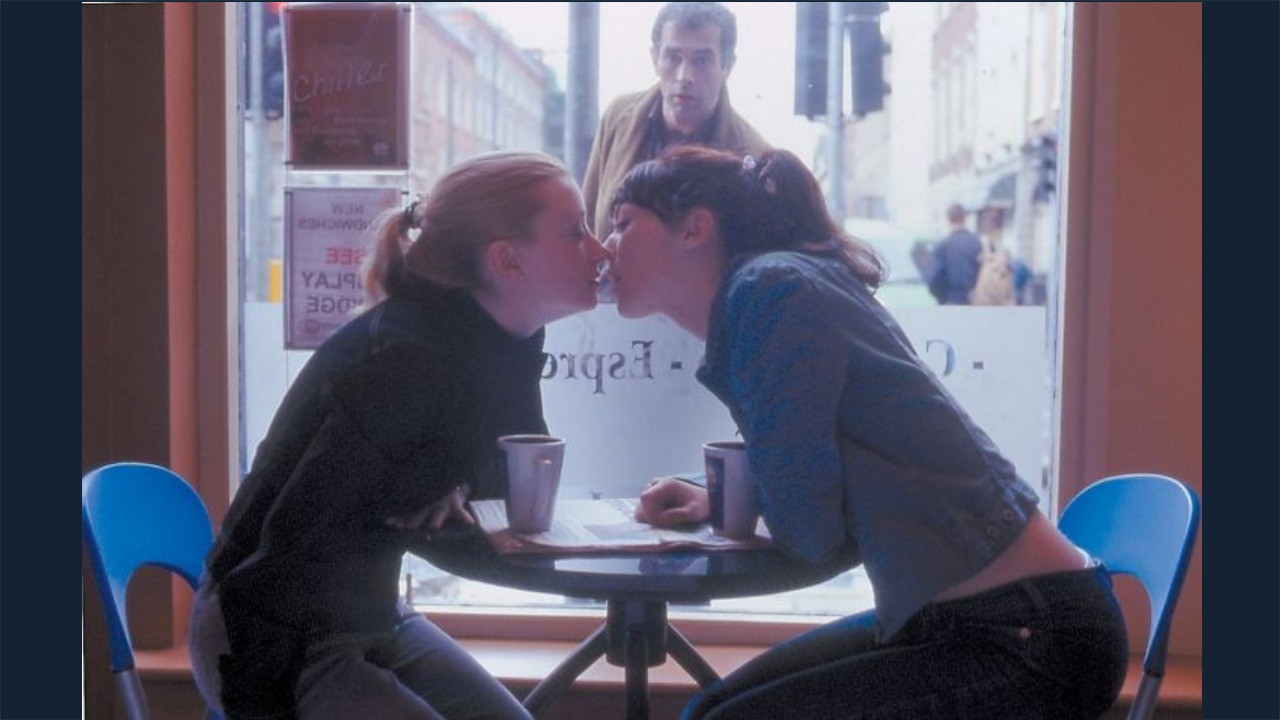 Goldfish Memory Background