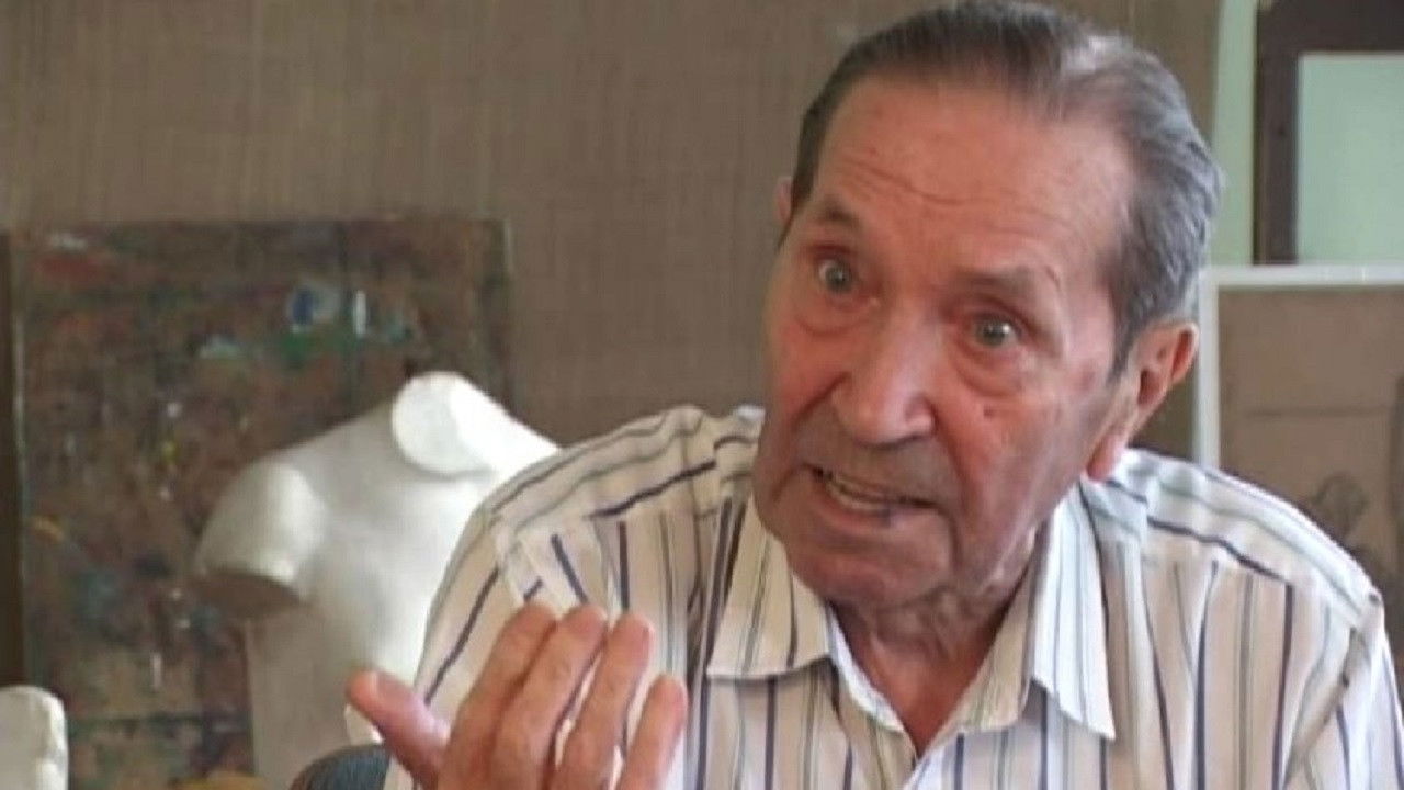 Artist and War Background