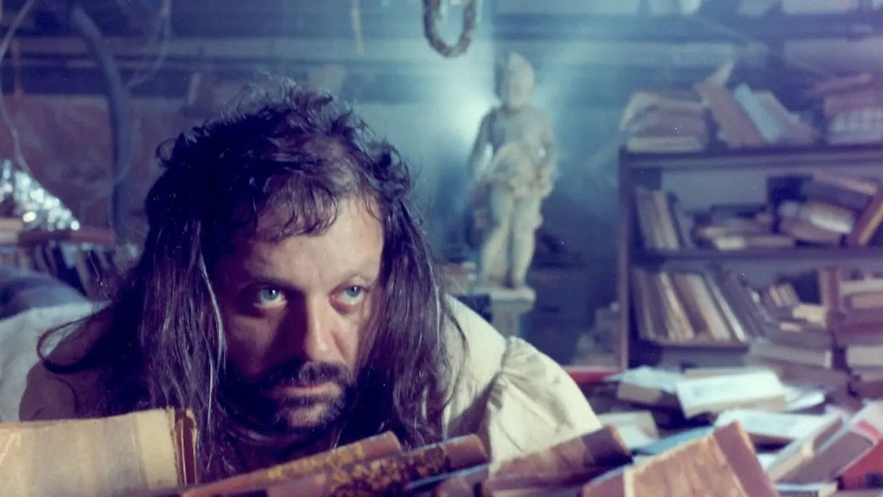 Pandemonium, la capital del infierno Background