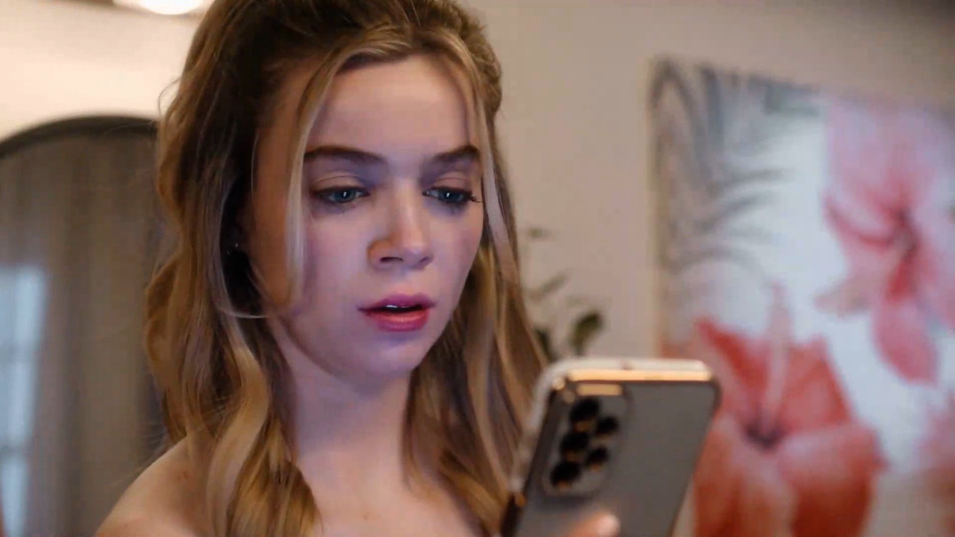 Confessions of a Cam Girl Background