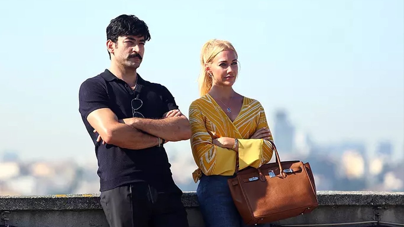 Cingöz Recai Background