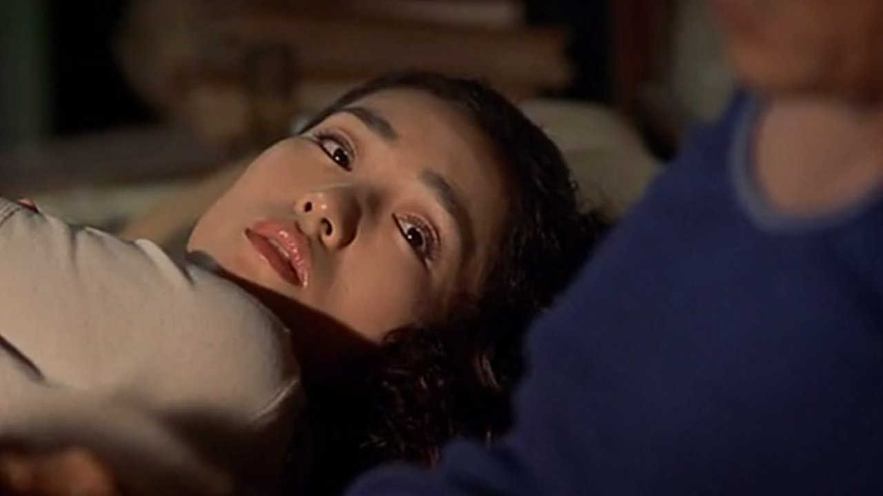 Zhou Yu's Train Background