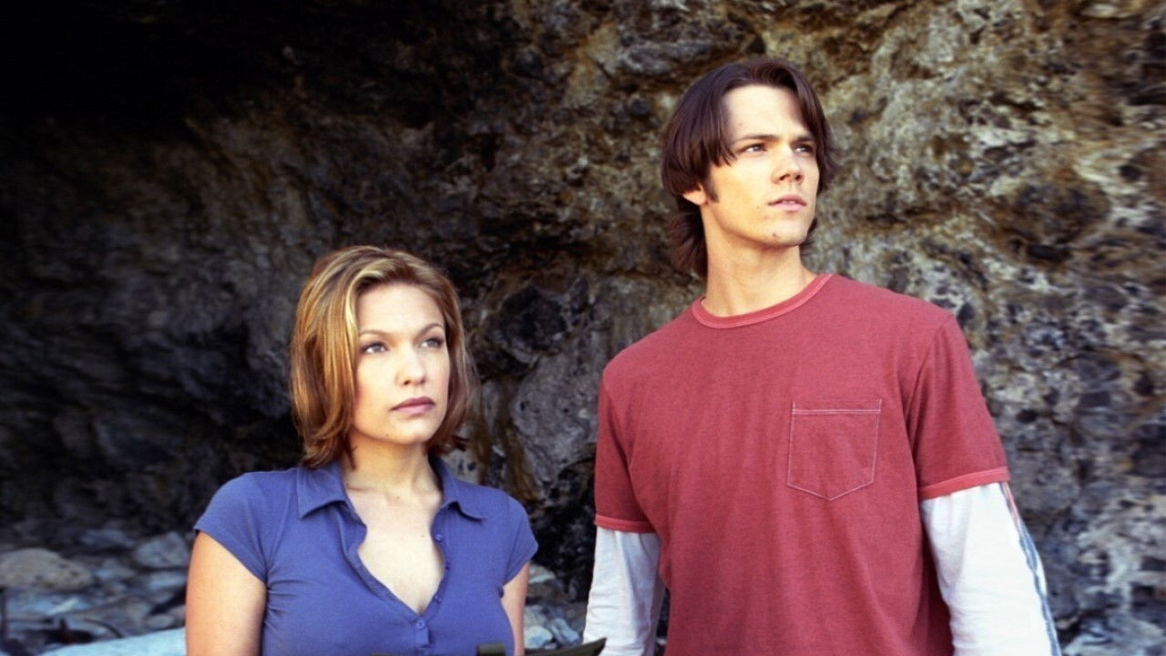 Young MacGyver Background