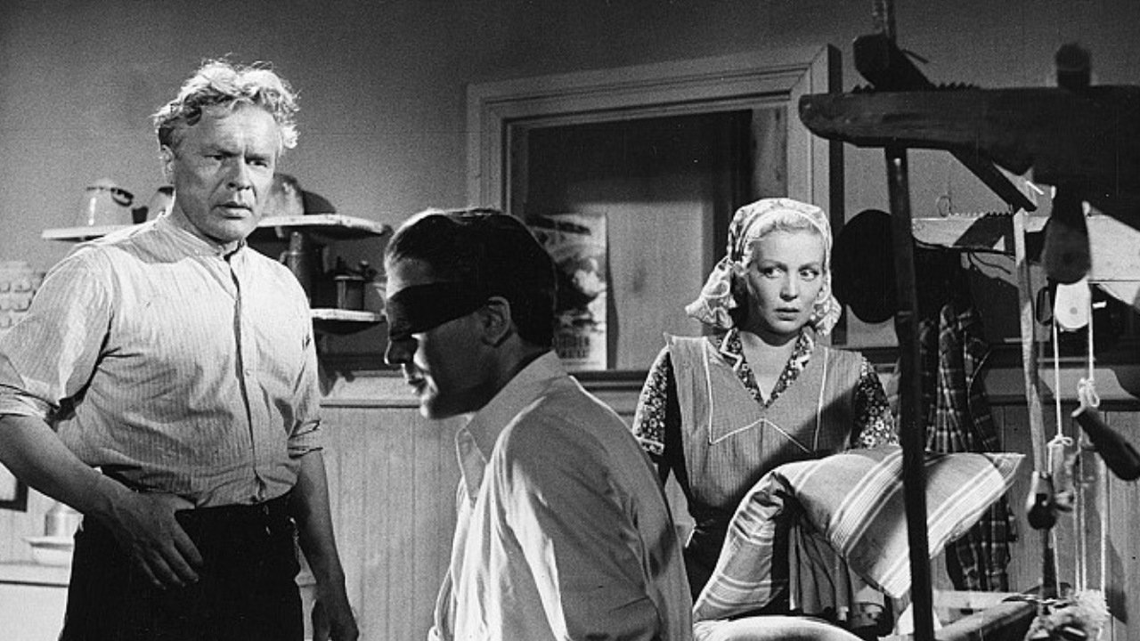 Ratavartijan kaunis Inkeri Background