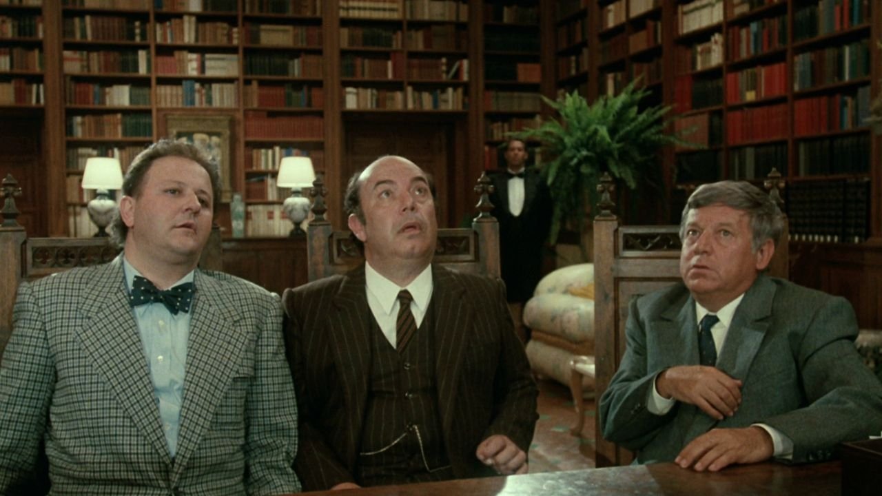 School of Thieves Background