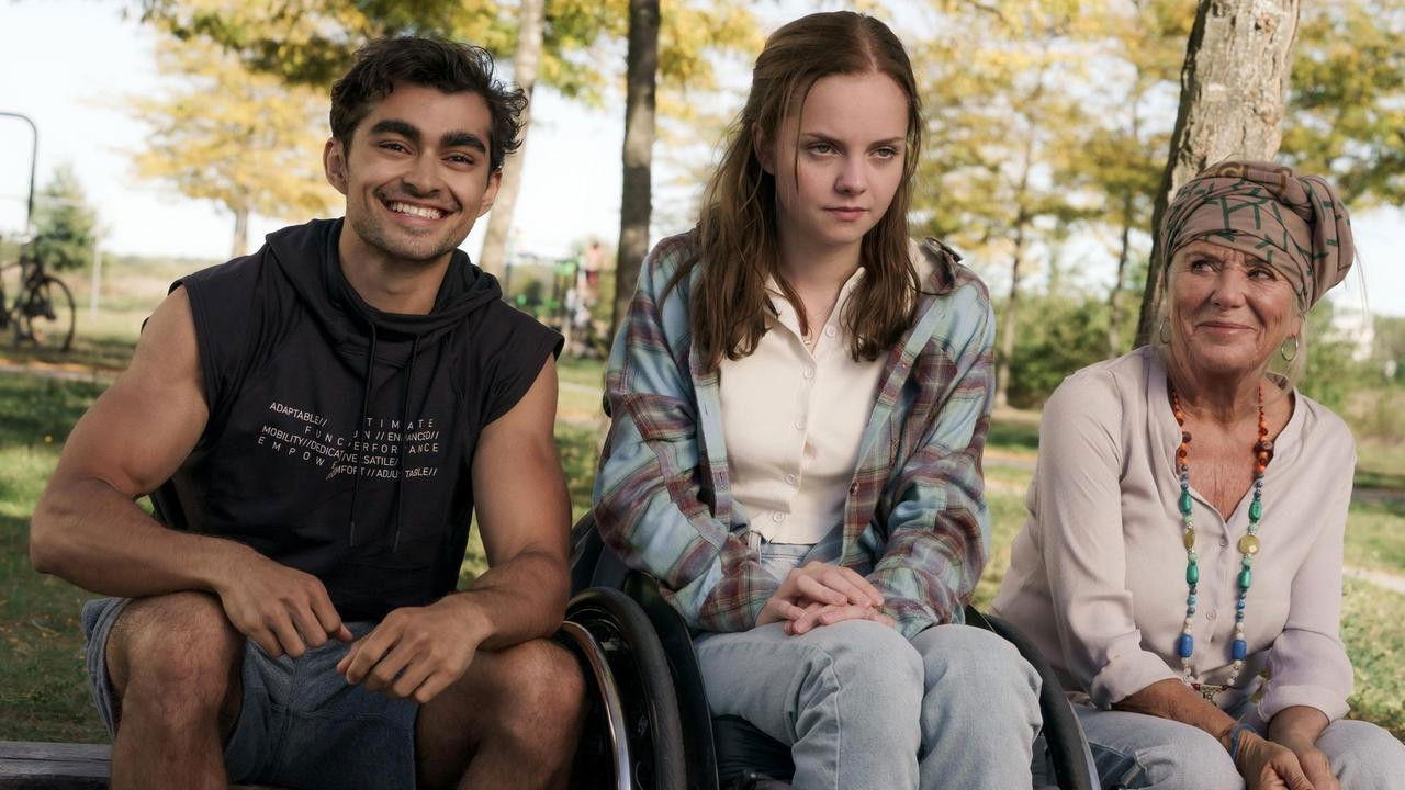 Karla, Rosalie und das Loch in der Wand Background