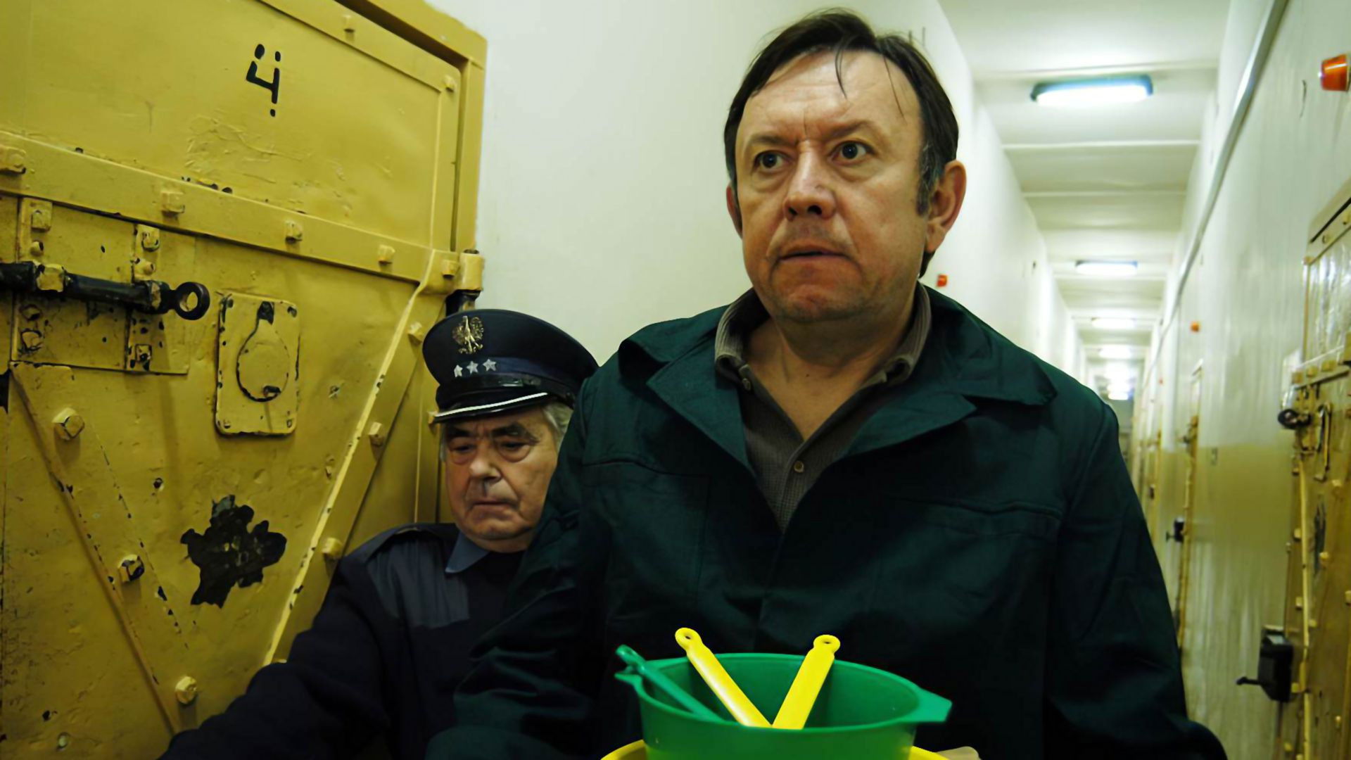 Lawstorant Background