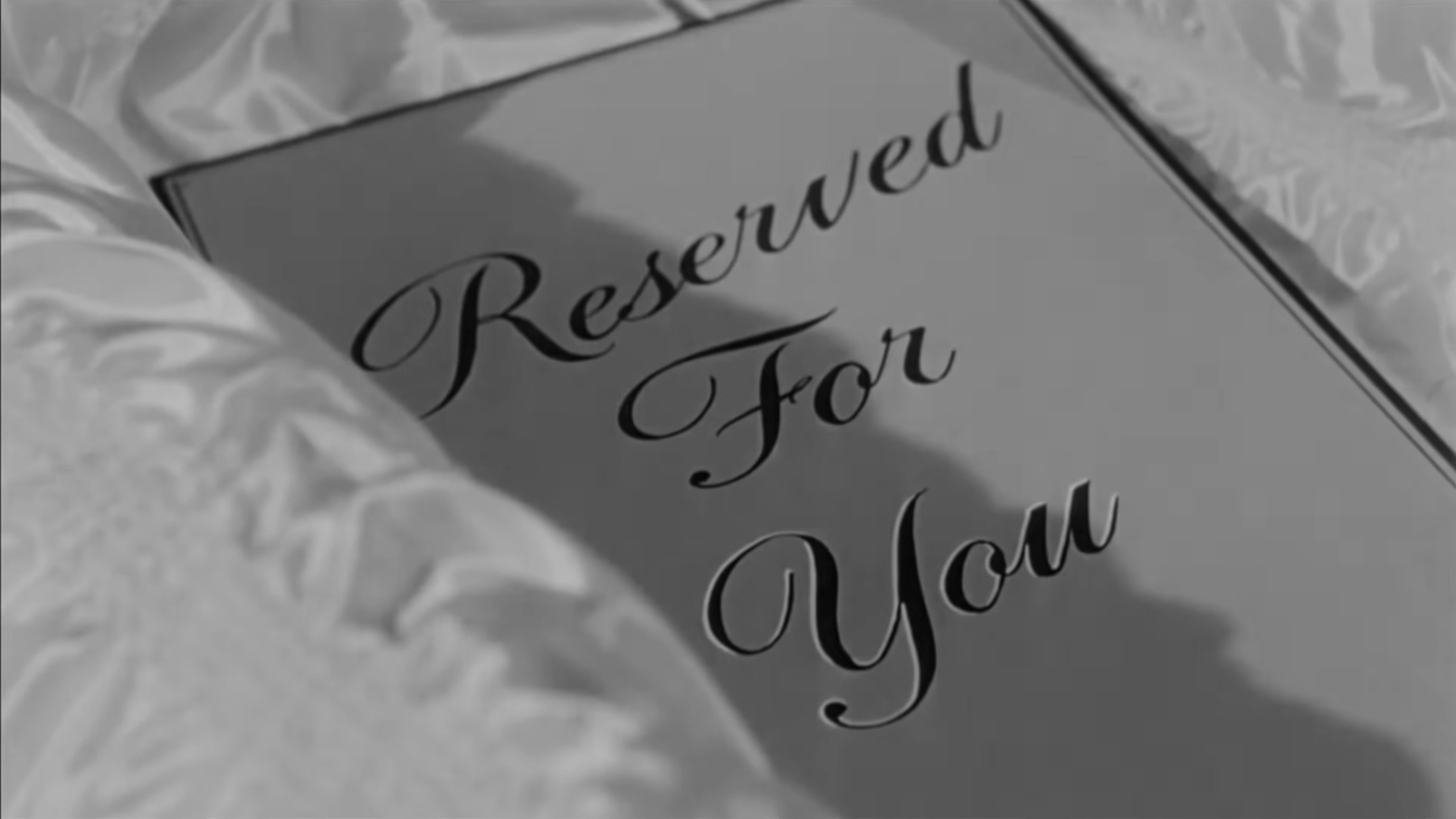 The Screaming Skull Background