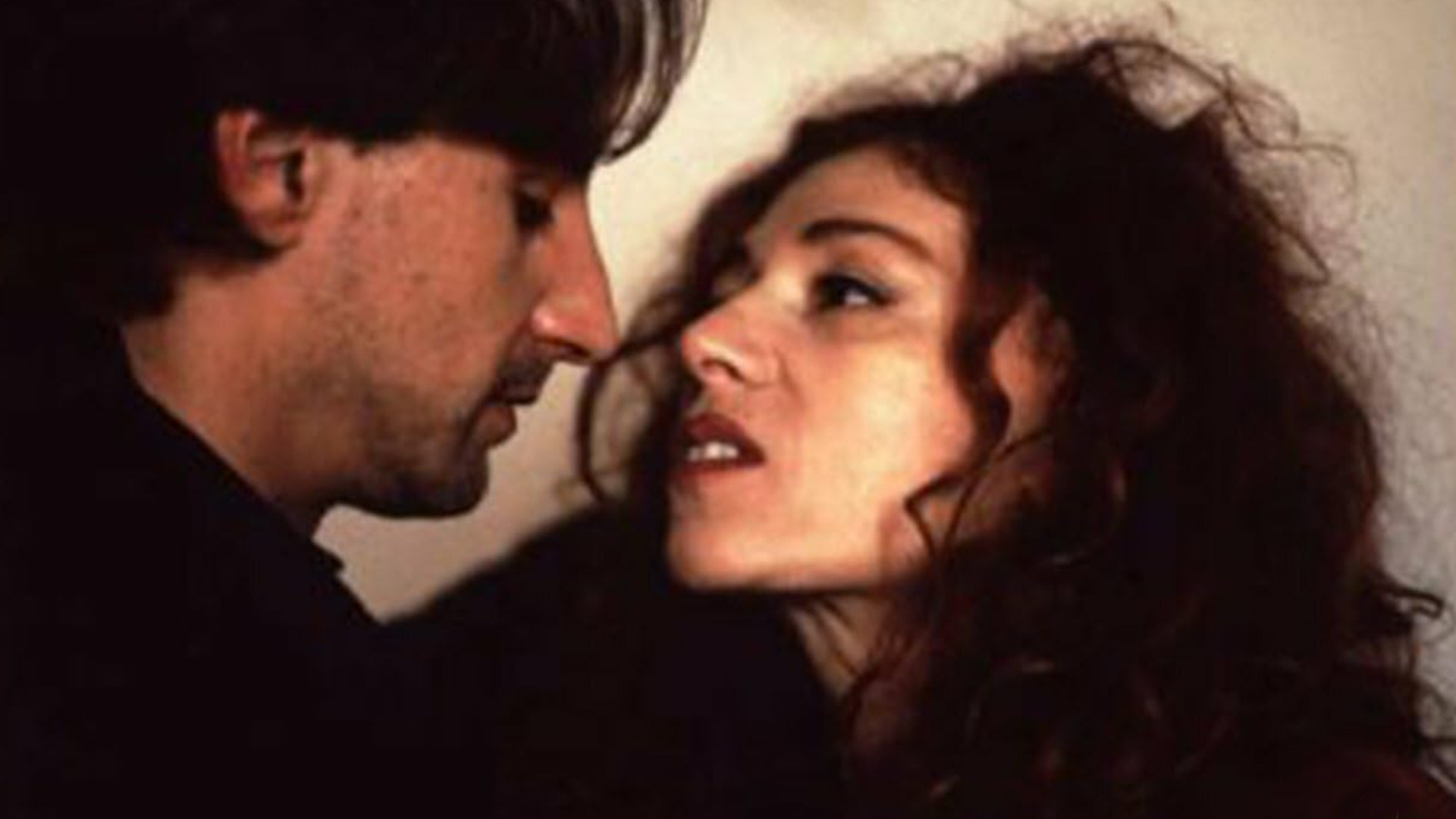 The Diary of Lady M Background