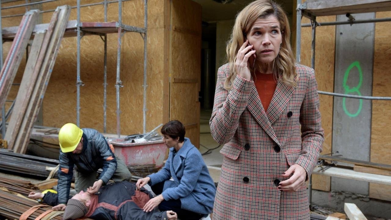 Tödliche Geheimnisse - Das Versprechen Background