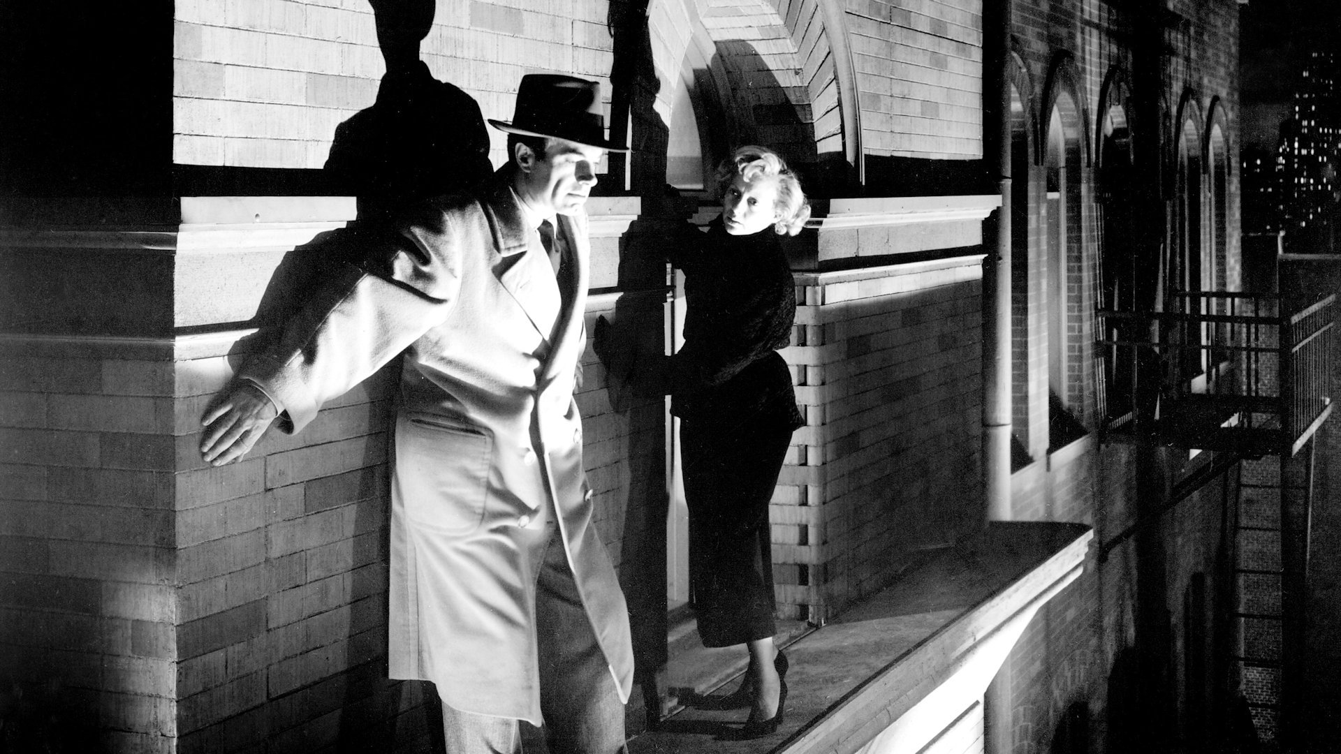 The Killer That Stalked New York Background