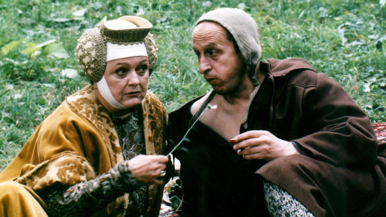 Královský slib Background