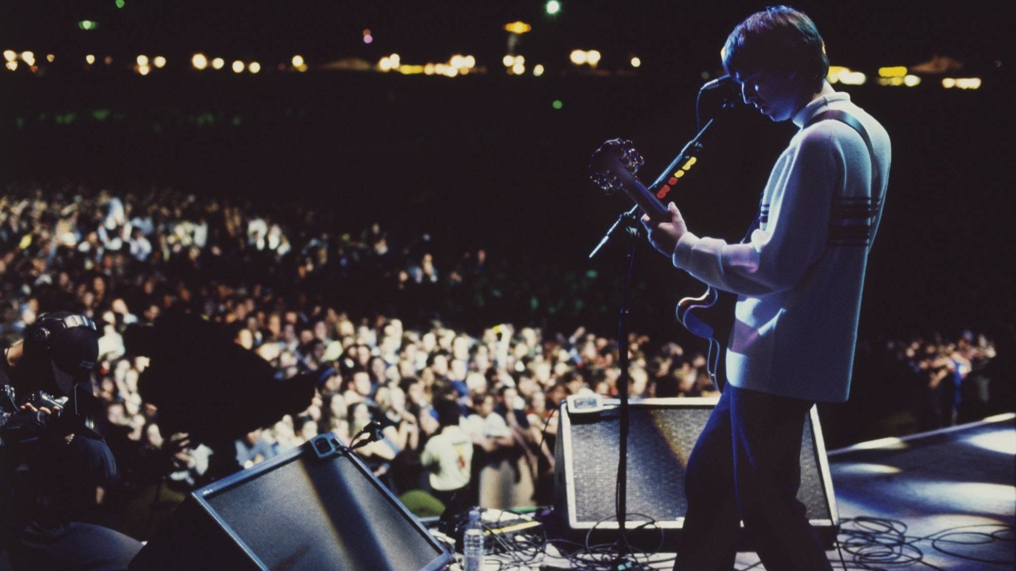 Oasis: First Night Live at Knebworth Park Background