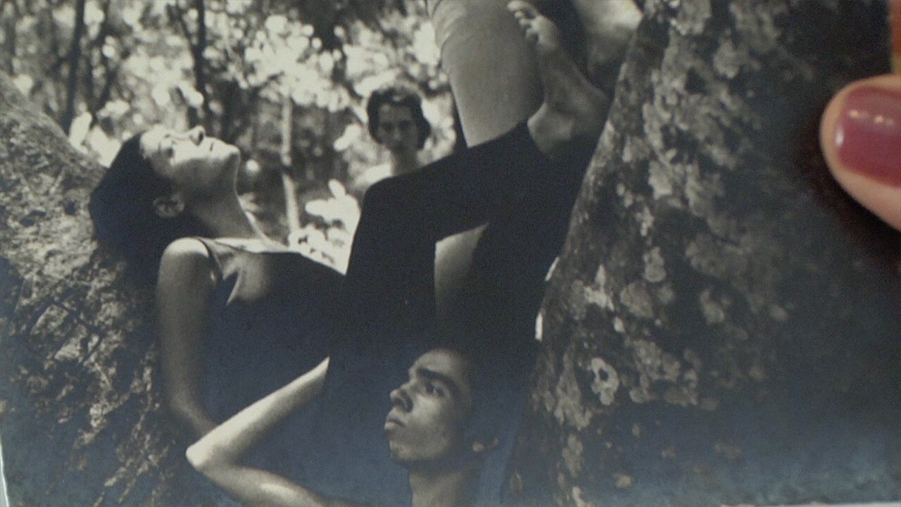 Anjos de Ipanema Background