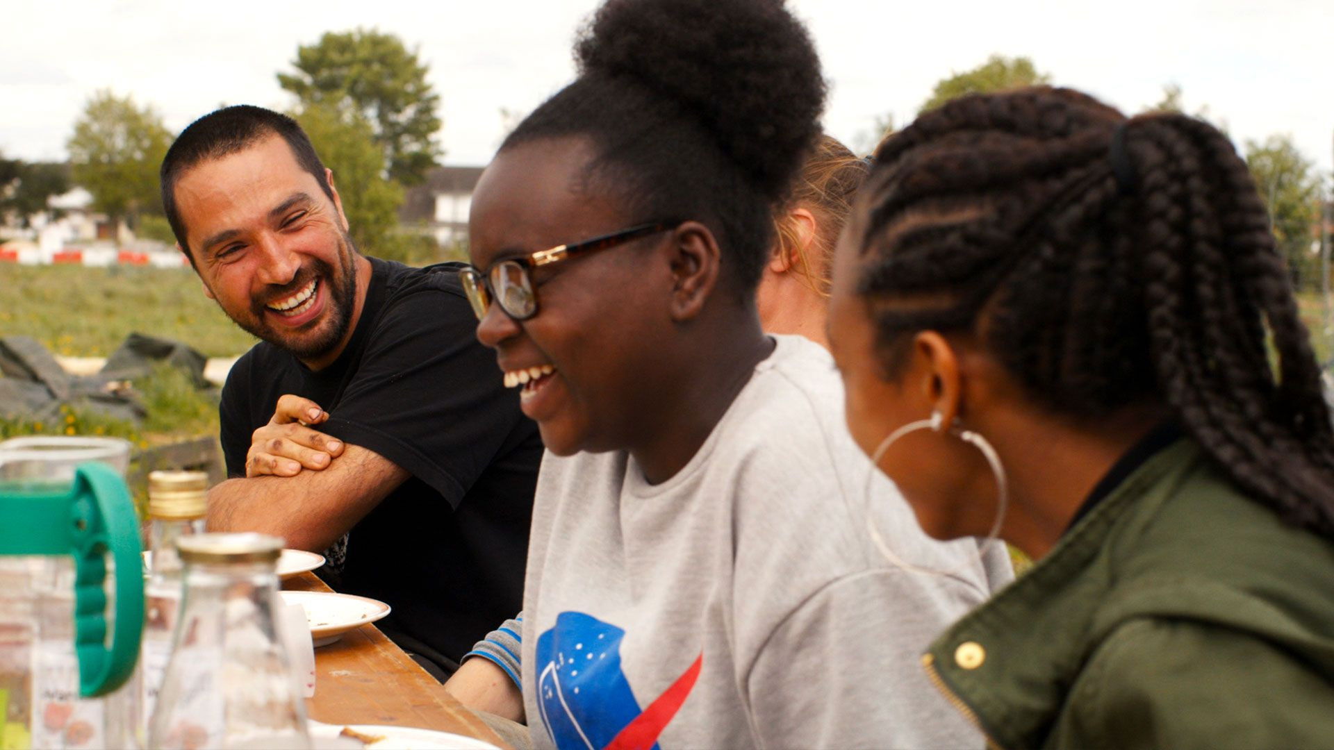 Douce France Background