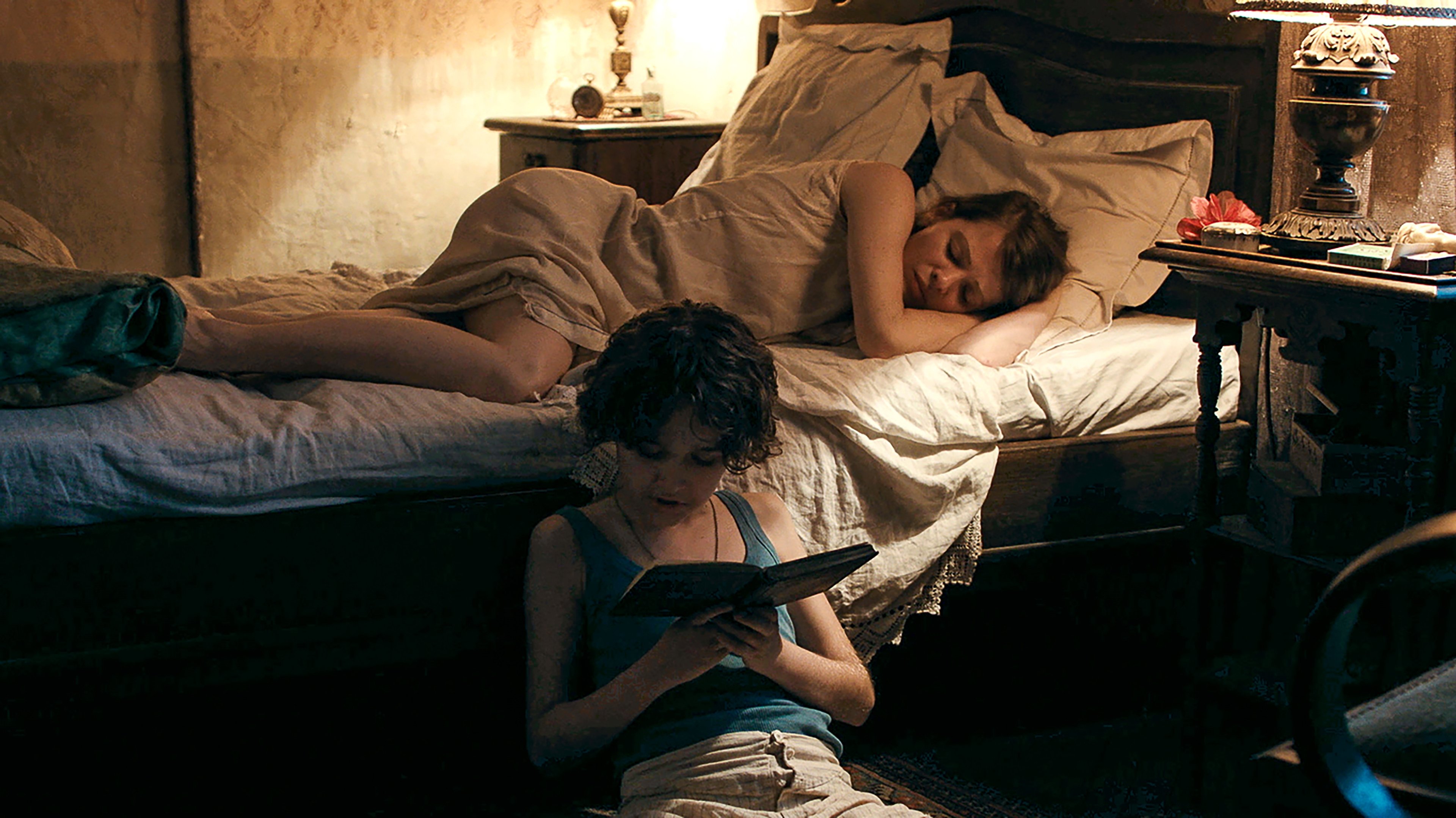 Mariana's Room Background