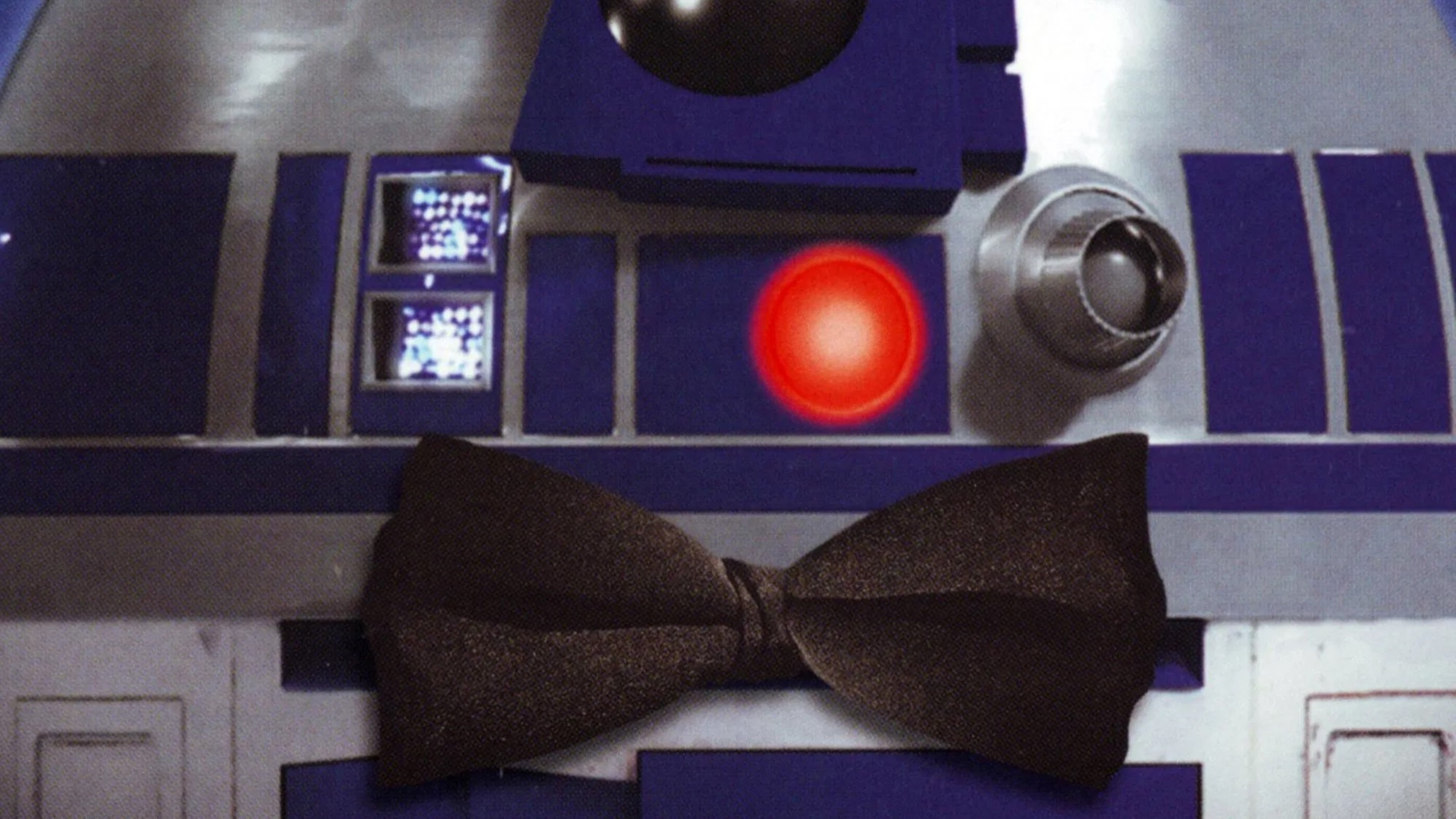 R2-D2: Beneath the Dome Background