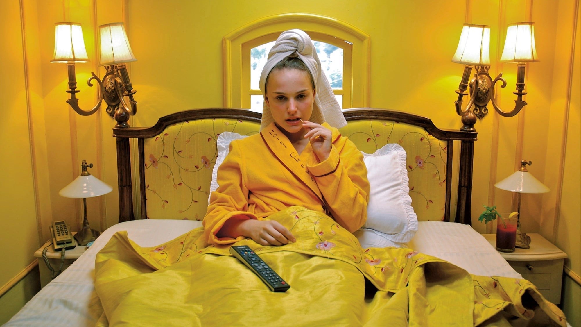 Hotel Chevalier Background