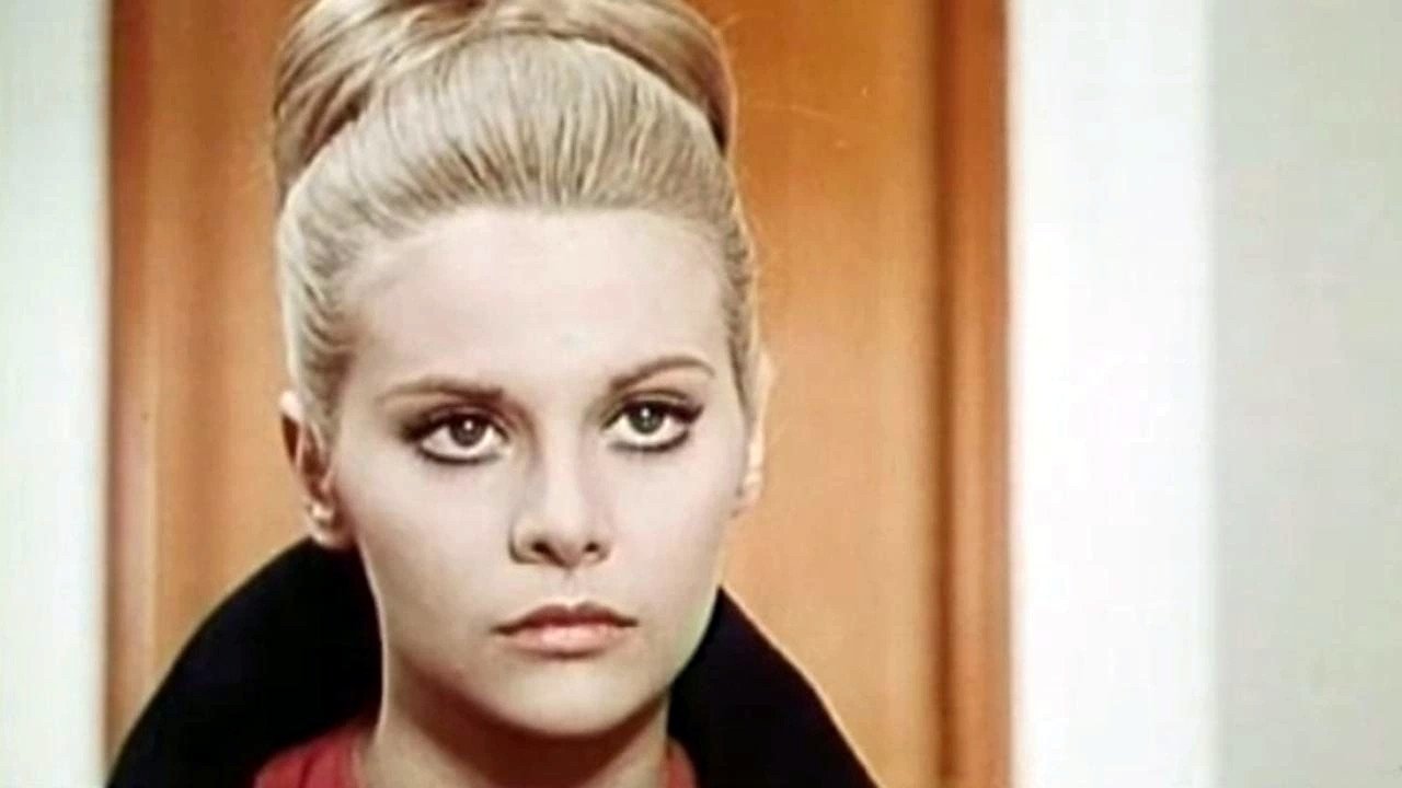 A Girl Called Jules Background