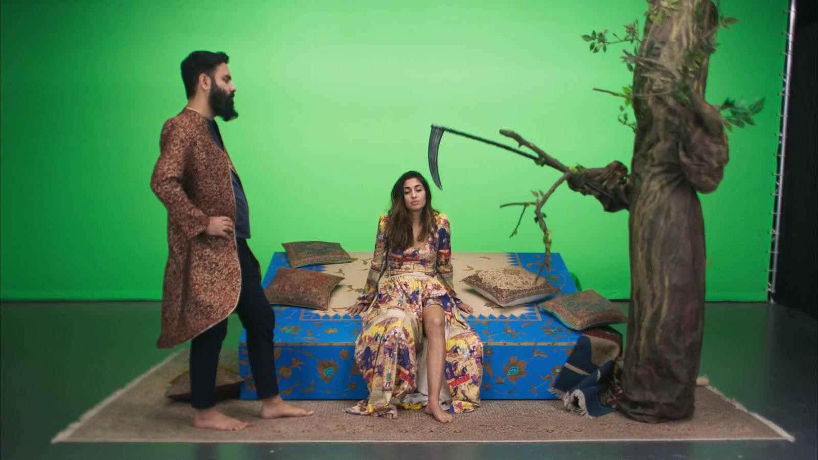 In The Name Of Scheherazade Or The First Beergarden In Tehran Background