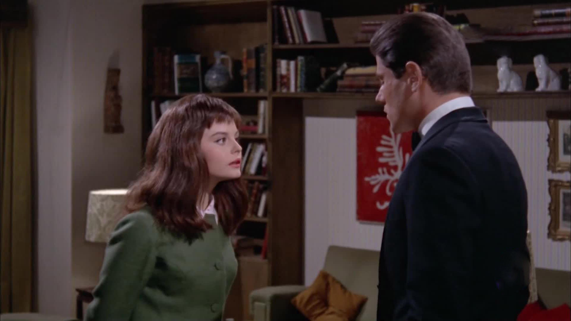 Más bonita que ninguna Background