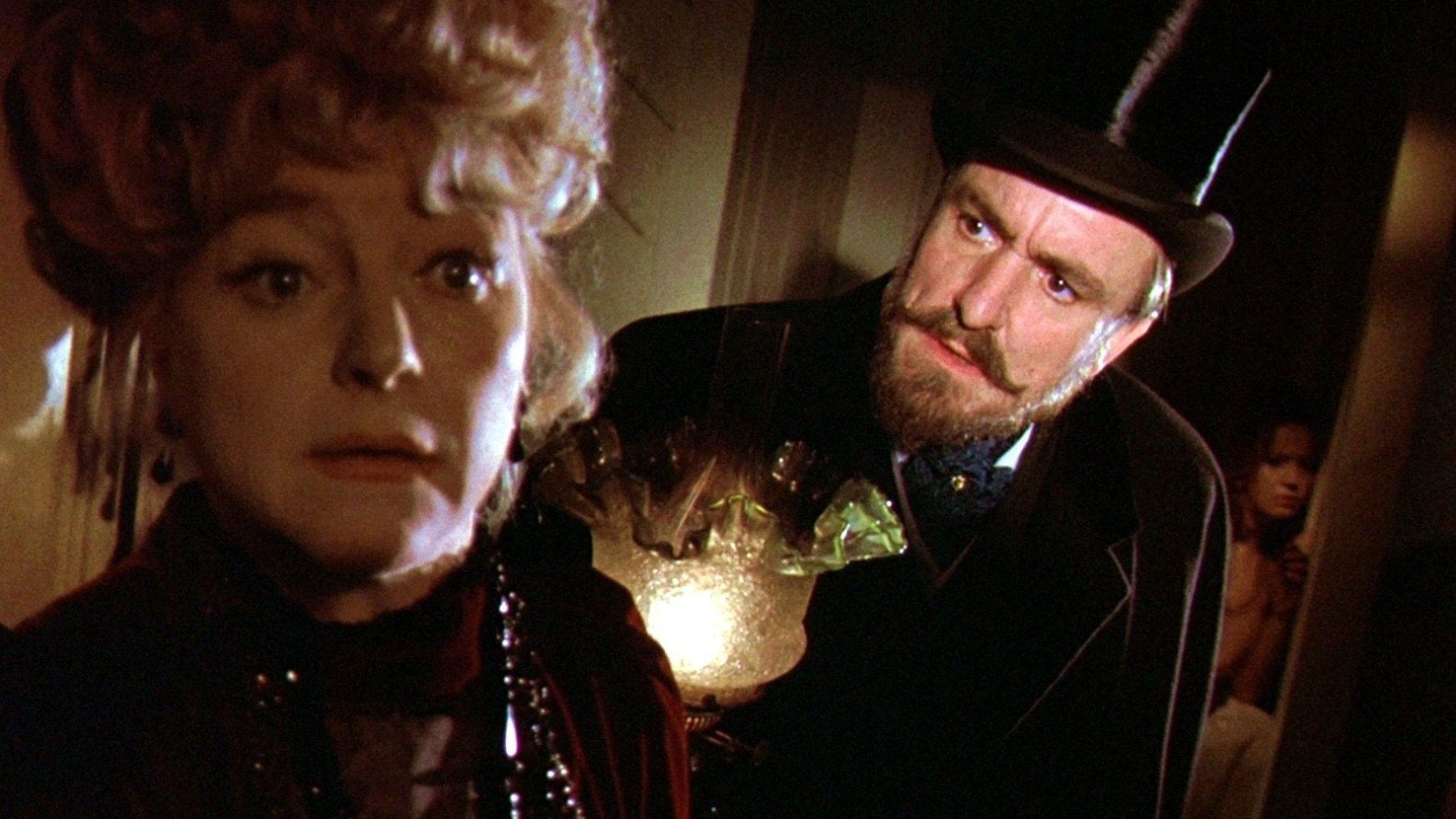 Hands of the Ripper Background