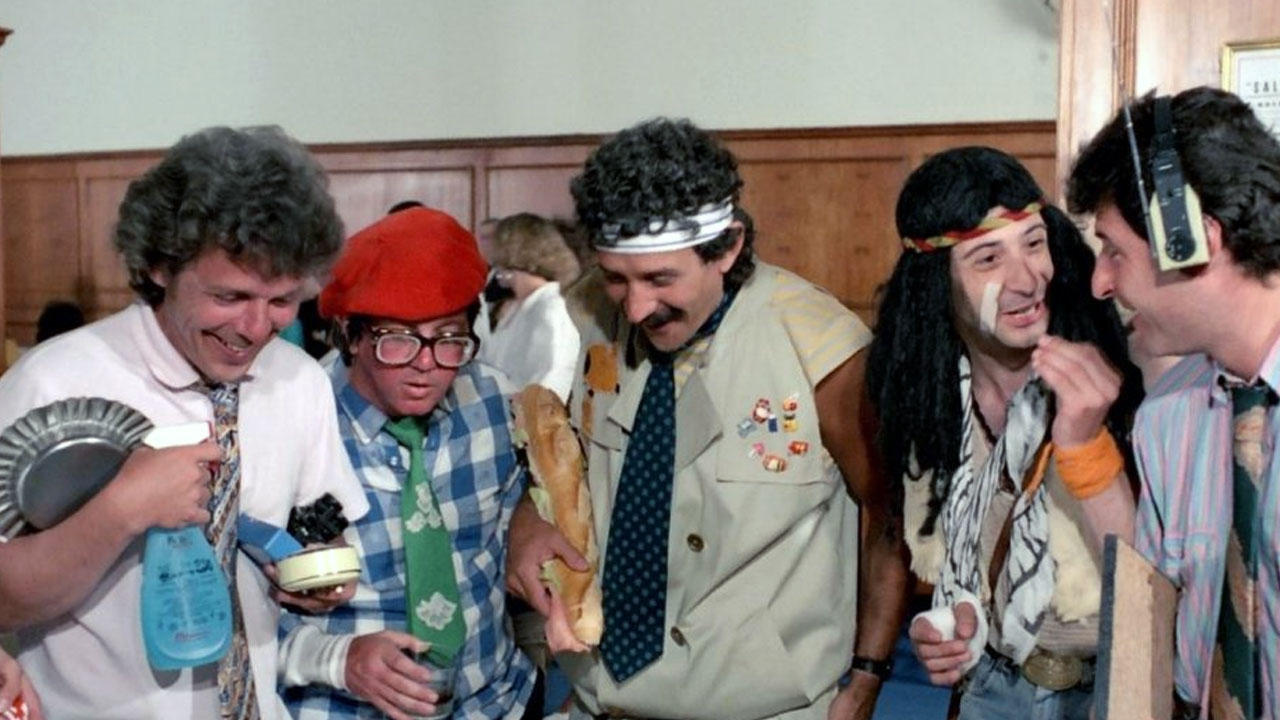 Los bañeros más locos del mundo Background