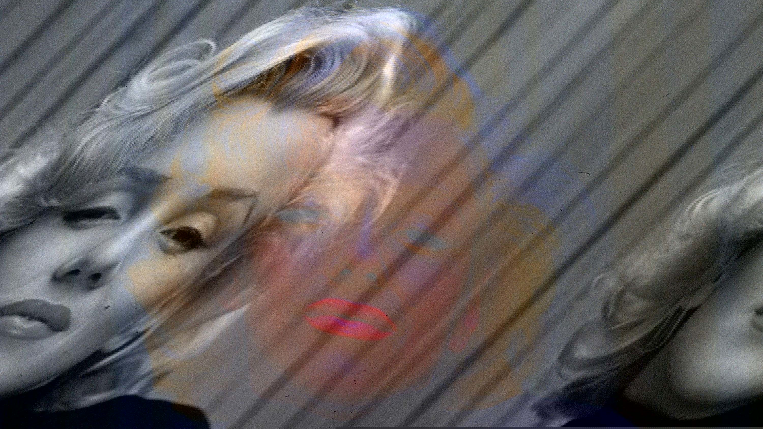 Marilyn, femme d'aujourd'hui Background