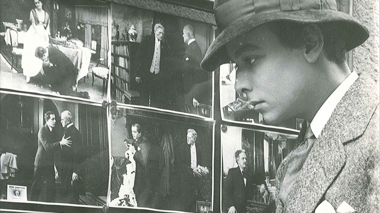 The Wings Background