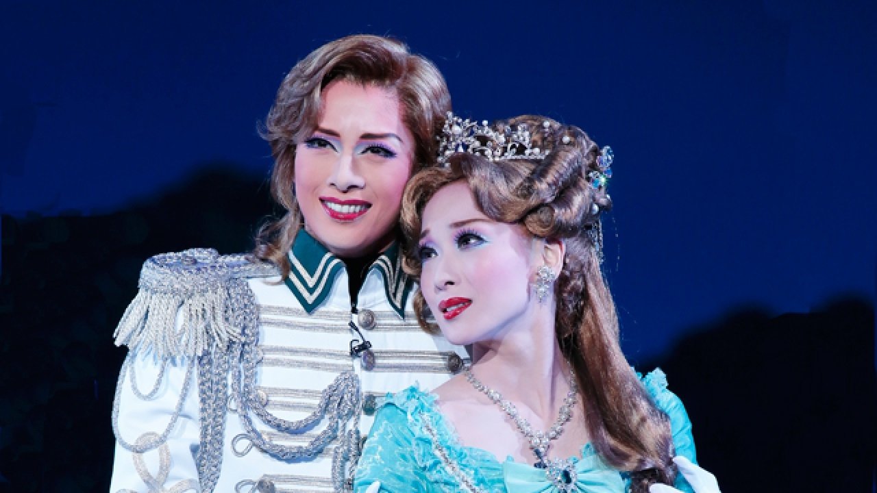 The Rose of Versailles - Fersen and Marie Antoinette - Background