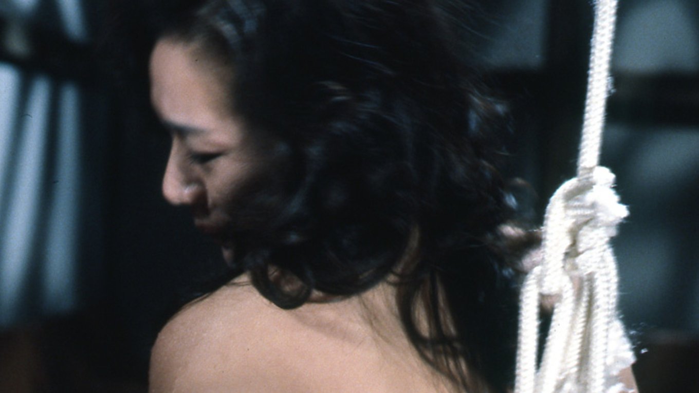 White Uniform in Rope Hell Background