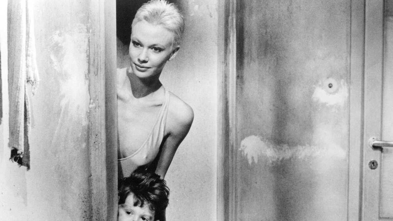 The Icicle Thief Background