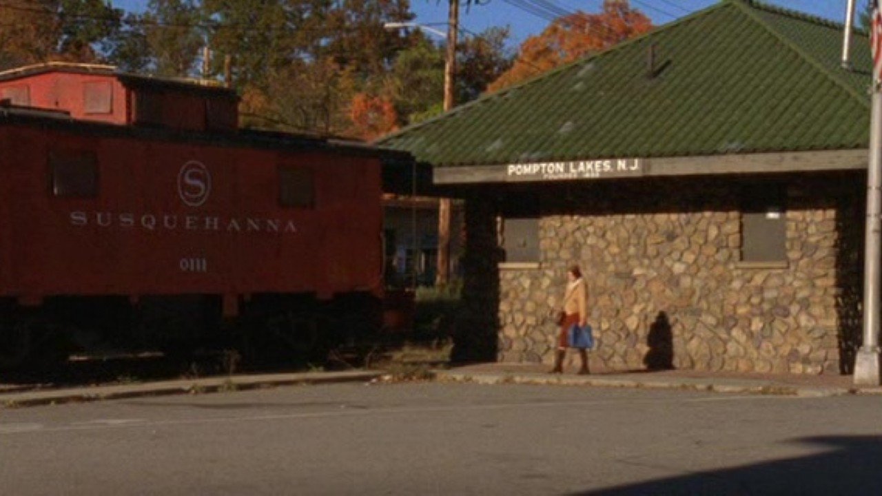 The Seduction of Misty Mundae Background