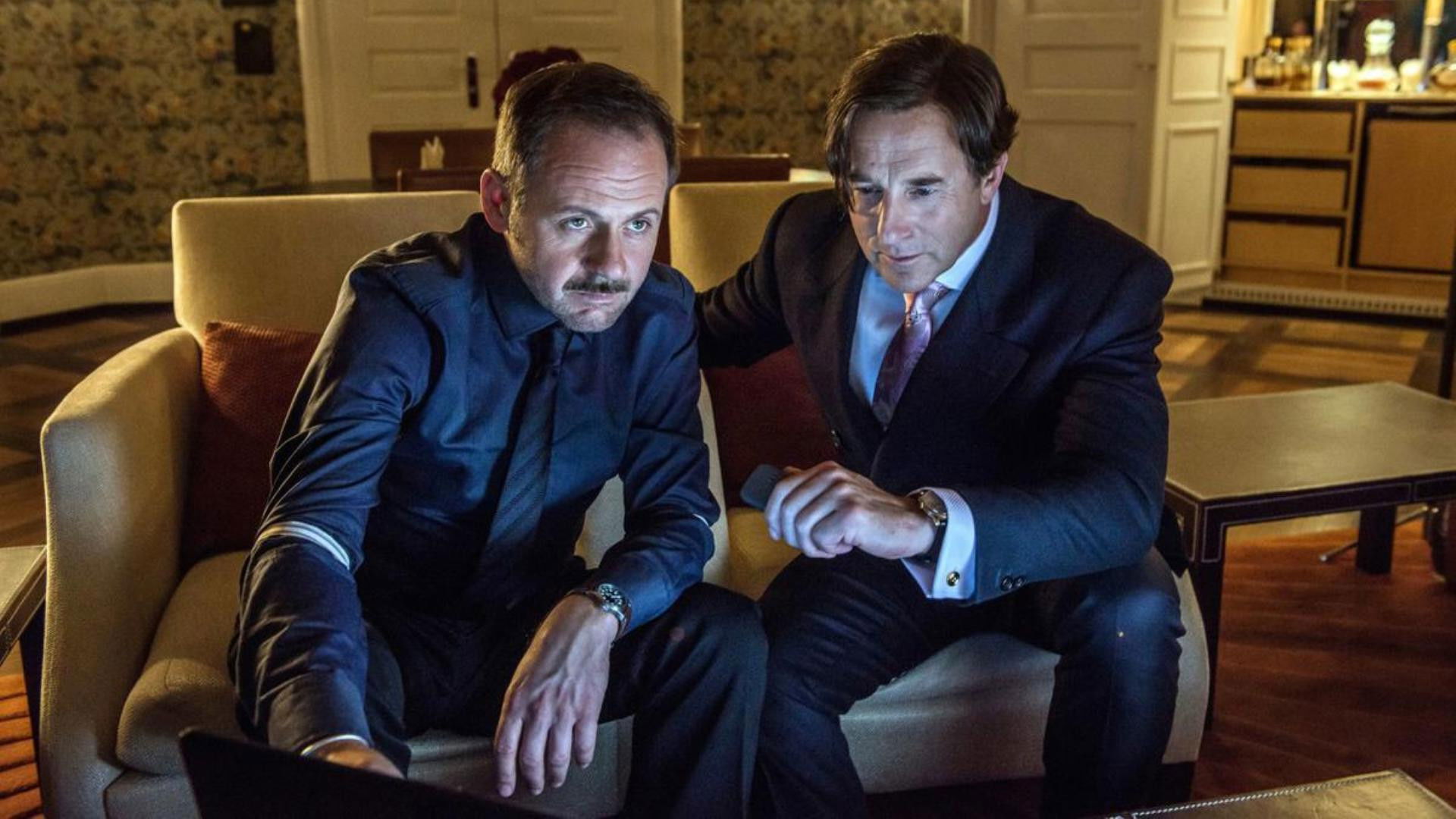 Allmen and the Dragonflies Background