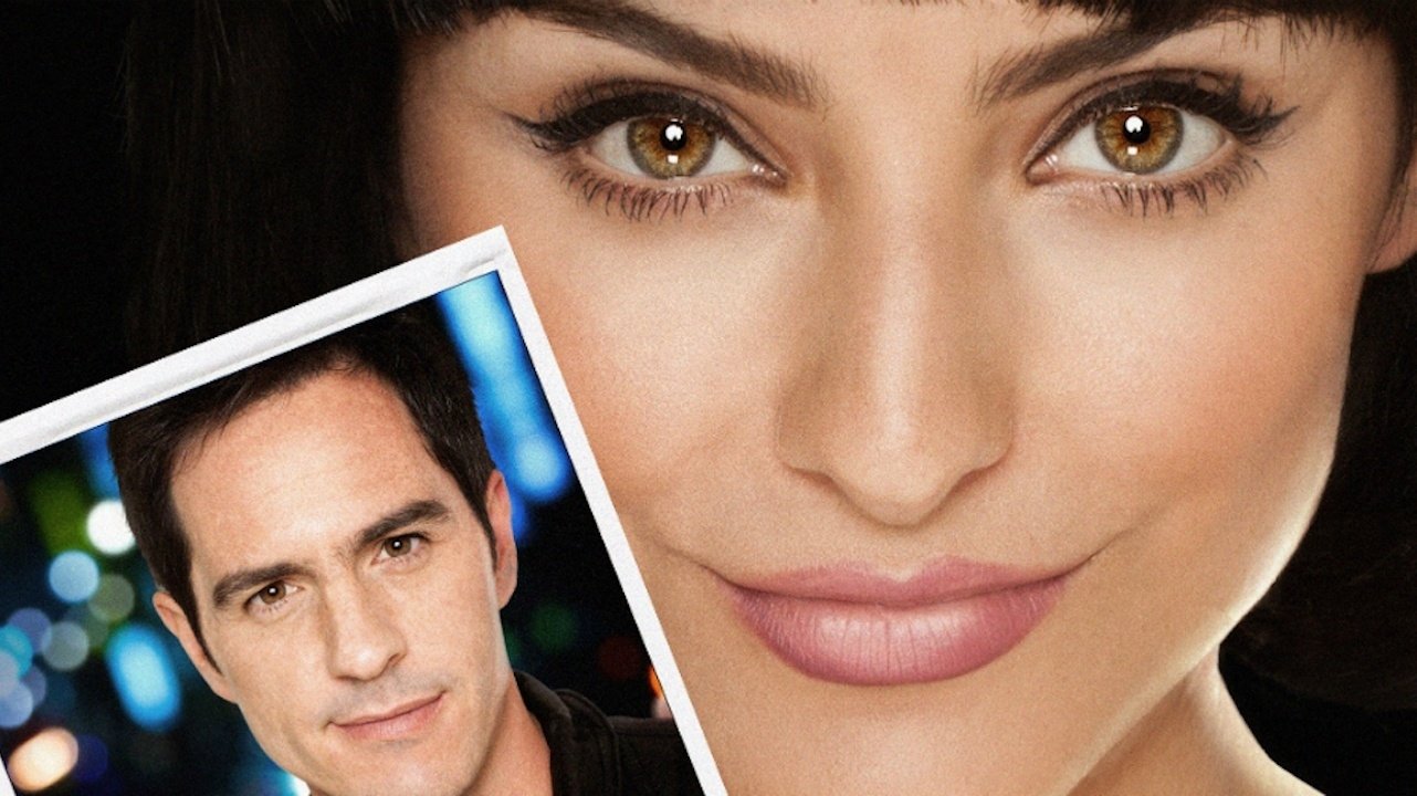 A la mala Background