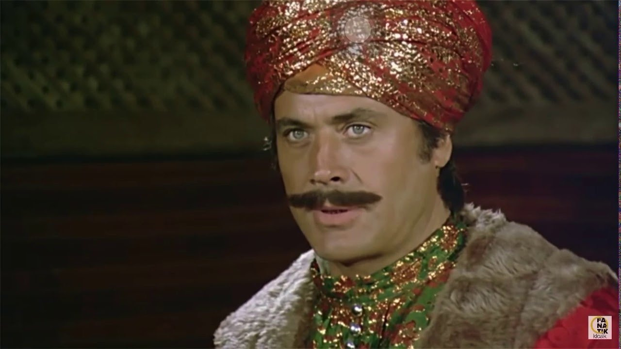 Hakanlar Çarpışıyor Background