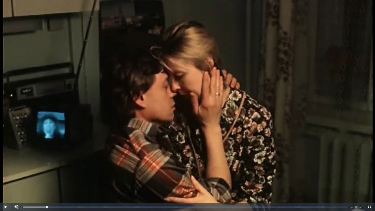 Who Will Enter the Last Carriage?.. Background