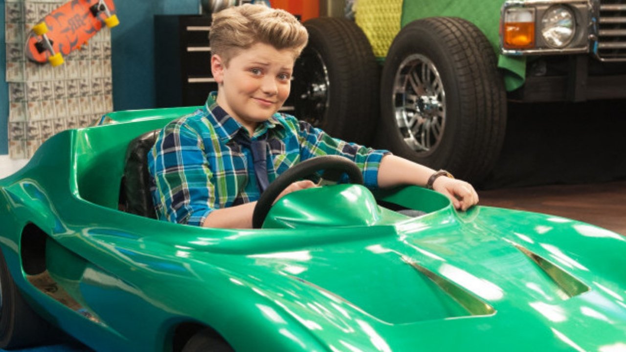 Richie Rich Background