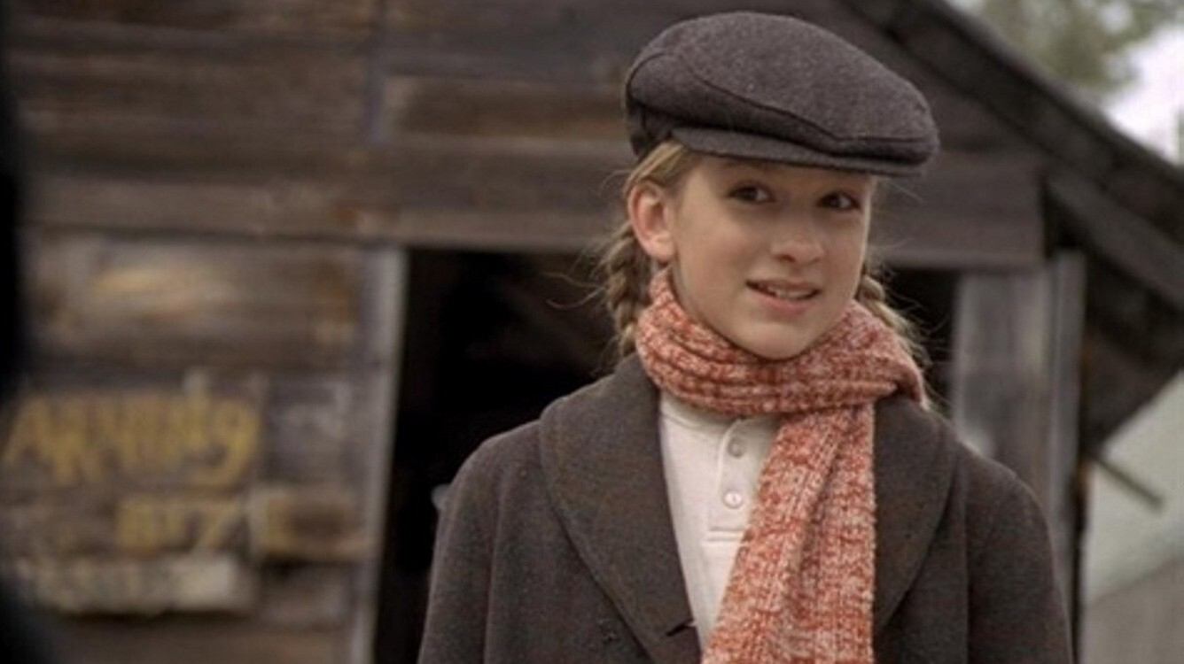 The 12 Dogs of Christmas Background