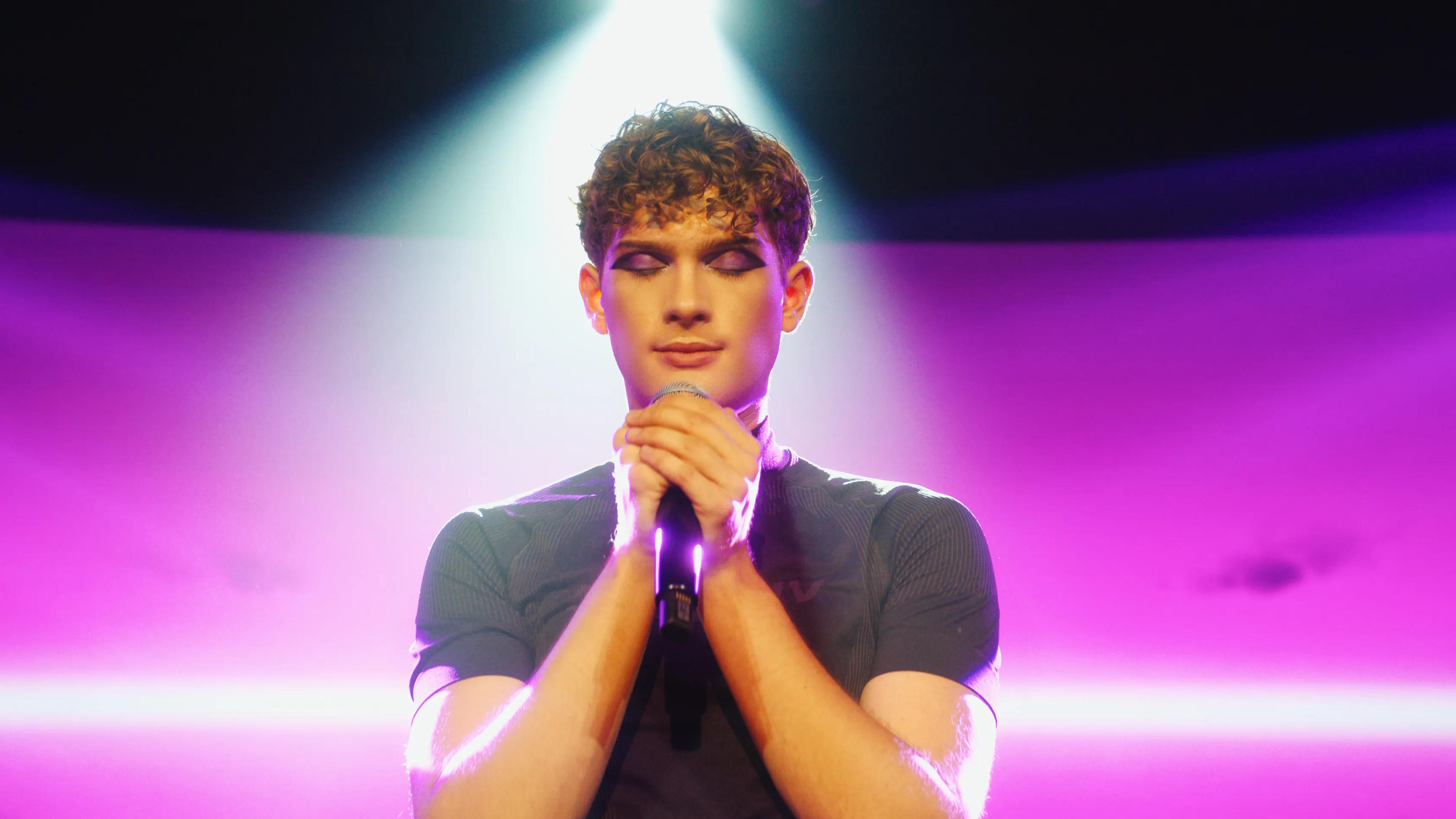 Leo Reich: Literally Who Cares?! Background