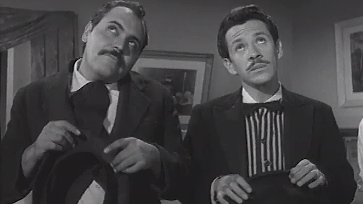 Dos Criados Malcriados Background