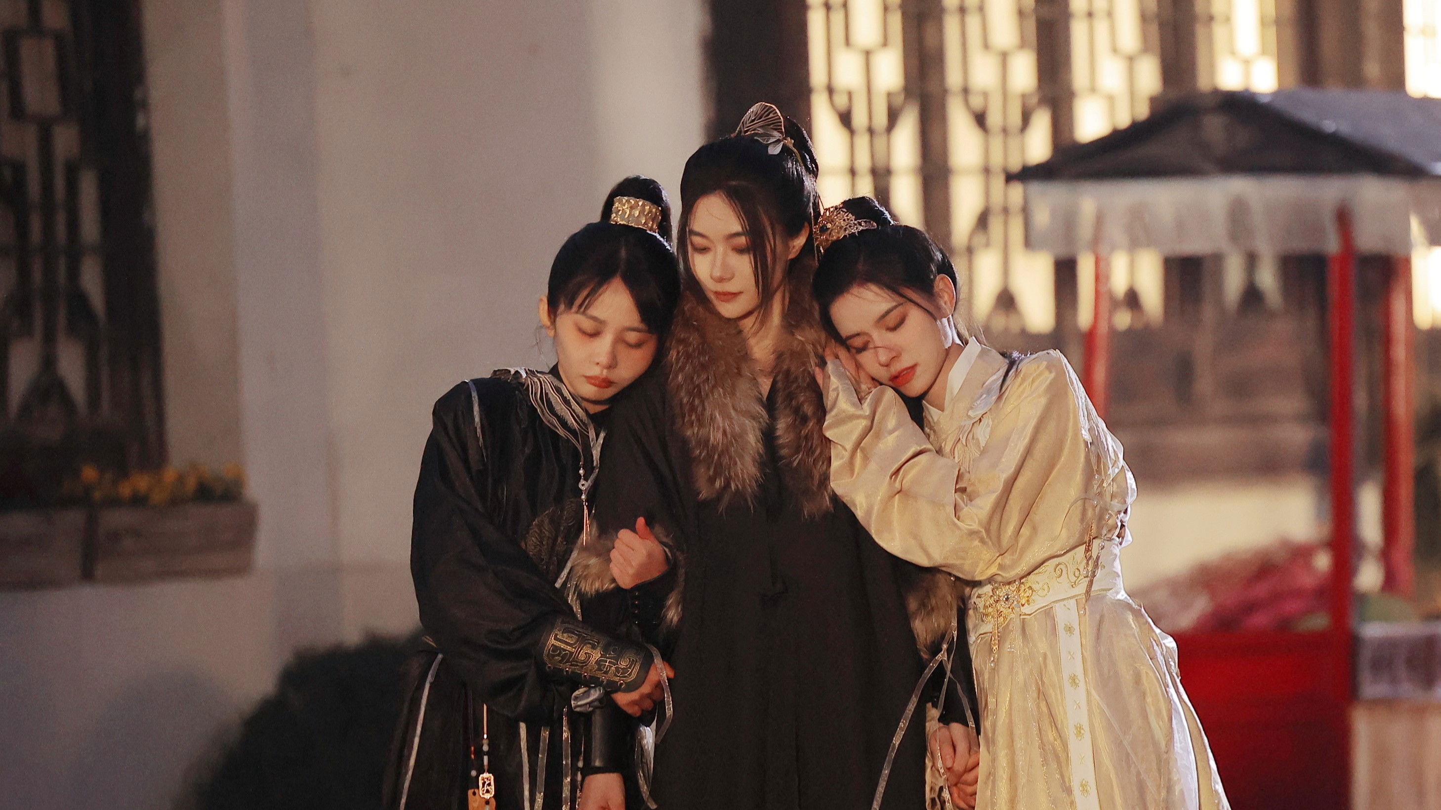 Nü Er Hong Background