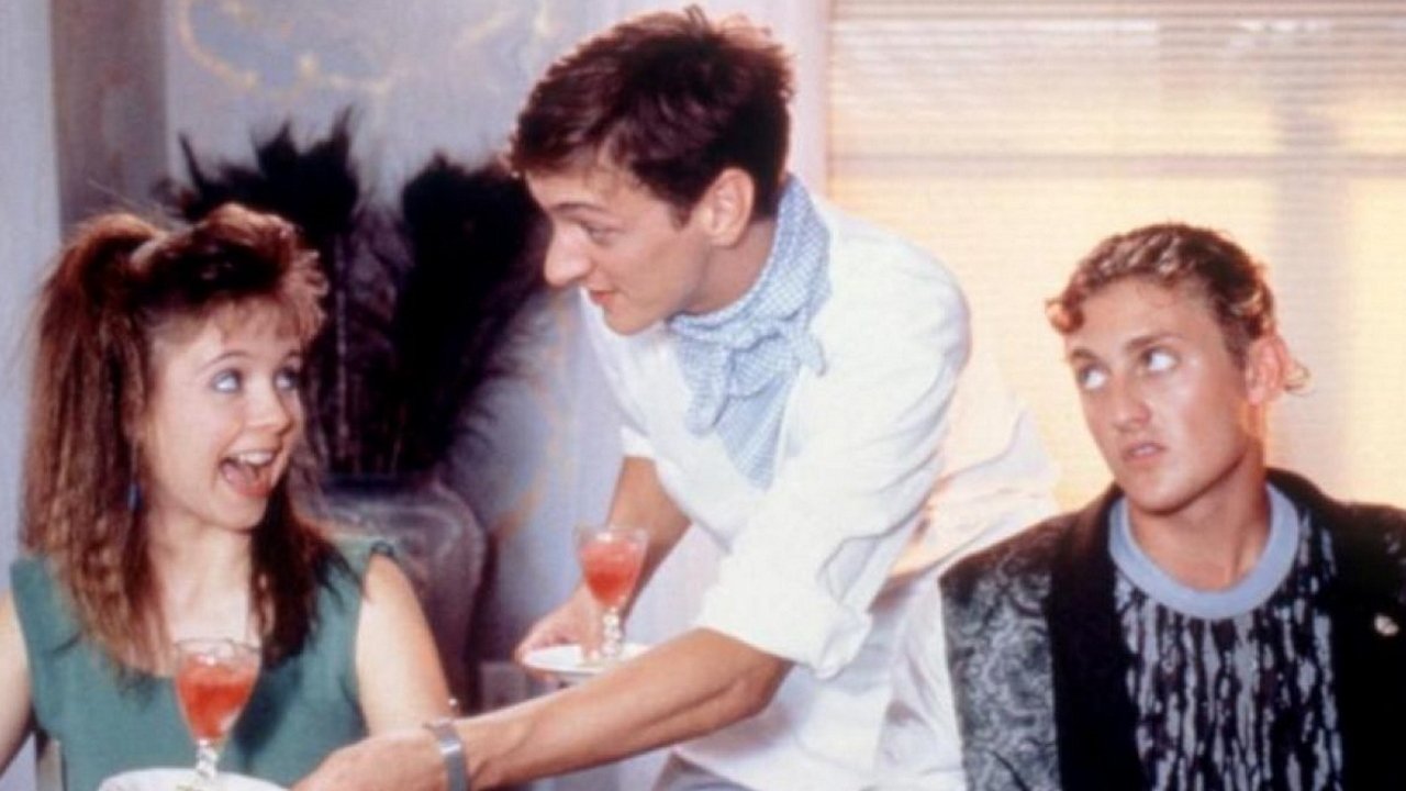 Rosalie Goes Shopping Background